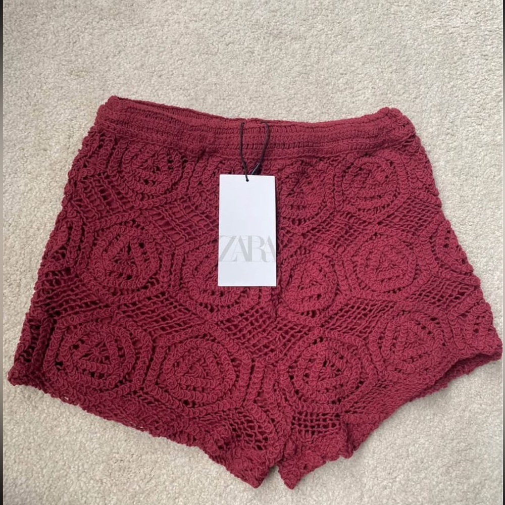 Zara Women's Crochet Shorts - Red